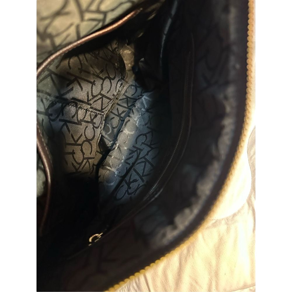 Calvin Klein Cross Body Purse Brown - Picture 4 of 10